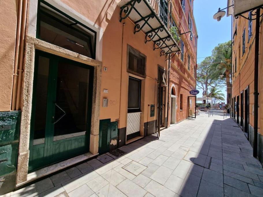 Silver Sands Finale Ligure - Traditional Apartment - 4 Beds & Terrace By The Beach Eksteriør billede