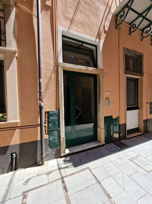 Silver Sands Finale Ligure - Traditional Apartment - 4 Beds & Terrace By The Beach Eksteriør billede